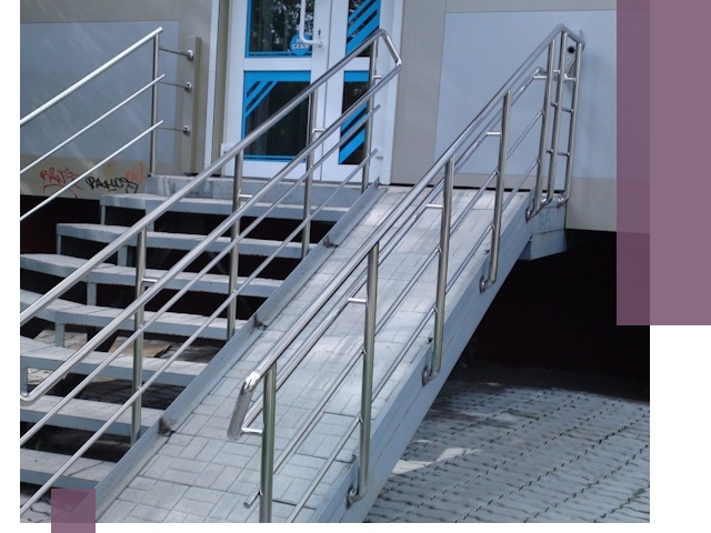 Пандус на крыльцо под ключ в Кумертау: монтаж и изготовление