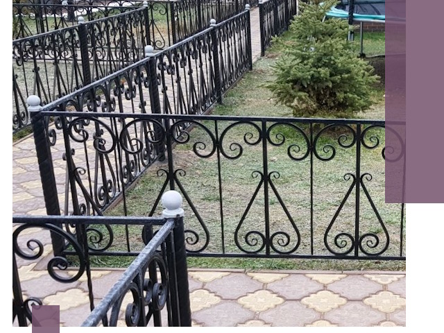 Кованые газонные ограждения под ключ в Кумертау